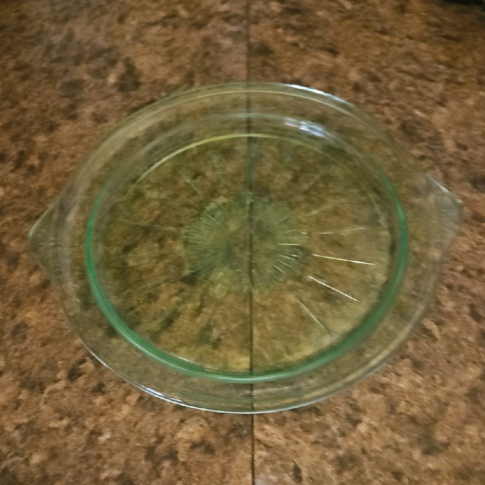 Vintage Jeanette Glass Plate Green Uranium Glowing Sunflower Pattern
